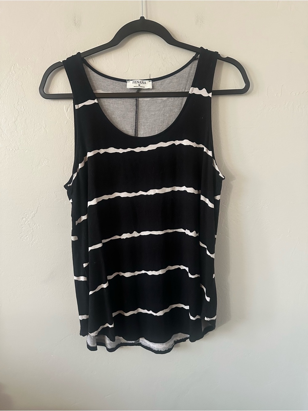 Zenana Outfitters Black and White Striped Scoop Tank